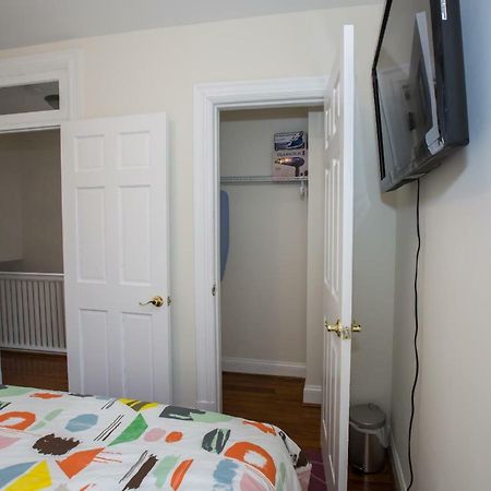 3-Min Walk To Petworth Metro Station ;10 Mins To Convention Center: Private Cozy And Quiet Bedroom And Bathroom Washington Eksteriør billede